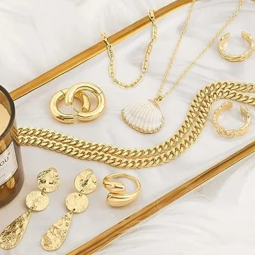 CANEVINKA Gold Plated Seashell Pendant Necklace