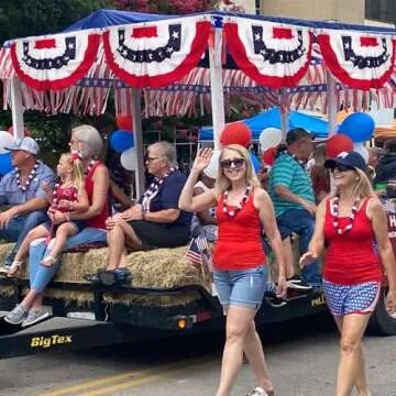 4th of July Decorations: USA Banner, Outdoor Bunting