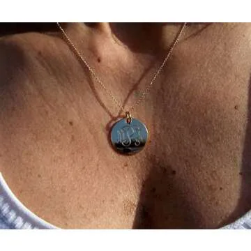 Personalized Gold Monogram Necklace for Unique Gifts