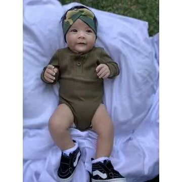 Lala Bear Baby Girl Boy 2 Pack Solid Long Sleeve Romper Bodysuit Clothes Green & Yellow 9-12 Months