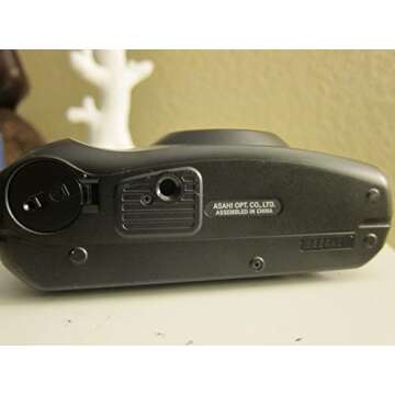 Pentax IQZoomEZY Auto Focus 35mm Film Camera – Capture Moments Effortlessly