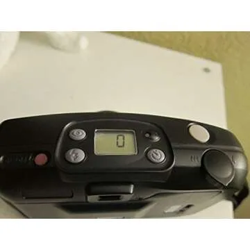 Pentax IQZoomEZY 35mm Film Camera – Effortless Photo Shooting