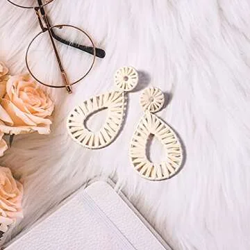 Boho Raffia Earrings Statement Teardrop Earrings Drop Dangle Bohemian Earrings for Women Cute Handmade Earring(Ivory)