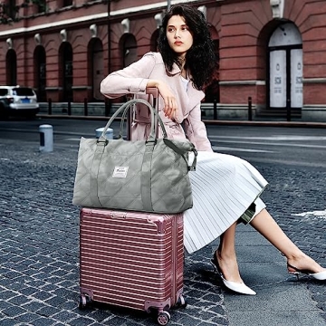 Durable Travel Duffel Bag for Gym and Weekend Getaways