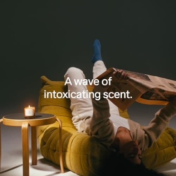 SALT & STONE Scented Candle - Long-Lasting Fig & Violet Aroma