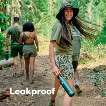 Durable Hydro Flask 24 oz Water Bottle for Hot and Cold Drinks