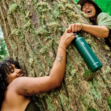 Durable Hydro Flask 24 oz Water Bottle for Hot and Cold Drinks