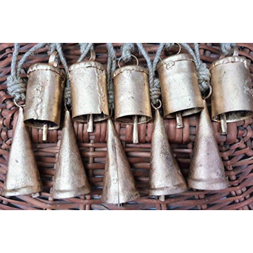 HIGHBIX Rustic Vintage Tin Metal Cow Bells for Décor
