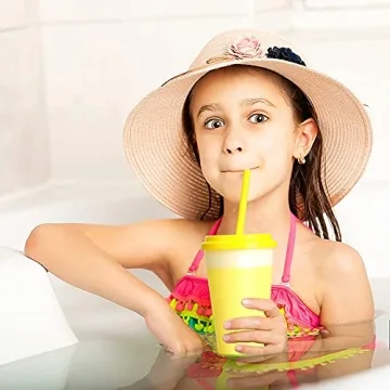 Color Changing Plastic Kids Cups with Straws - 10 Pack