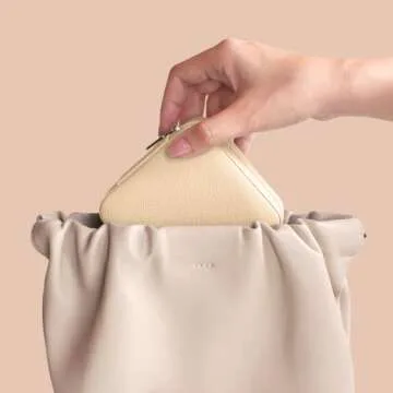 BeBeGee Travel Jewelry Case, Portable Mini Jewelry Travel Organizer, Small Jewelry Boxes for Women, Bridesmaid Gifts and Travel Essentials Accessories to Store Rings, Necklaces, Earrings(1 PC Beige)