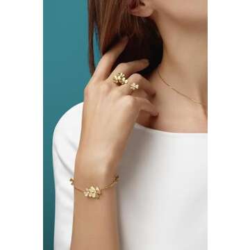Dazzling 18K Gold Shamrock Bracelet - Minimalist and Versatile Diamond Bracelet for Women - exquisit...