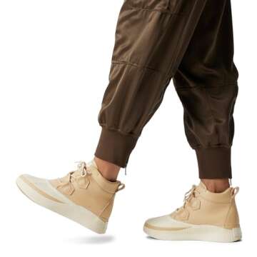 SOREL Women's Out N About lV Classic Waterproof Boot - Ceramic, Honey White - 10