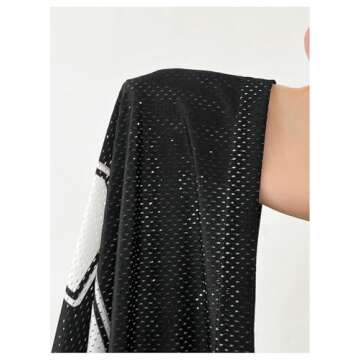 SOLY HUX Women's Y2k Jersey Shirts Oversized Mesh Number Graphic Tees V Neck Long Sleeve Blokette T Shirt Tops Black Letter Small