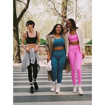 Victoria's Secret Featherweight Max Sports Bra, High Impact, Adjustable Straps, Molded Cup Bras for Women, Pink (36B)