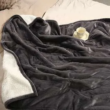 Cozy Electric Throw Blanket with Fast Heating Functionality
