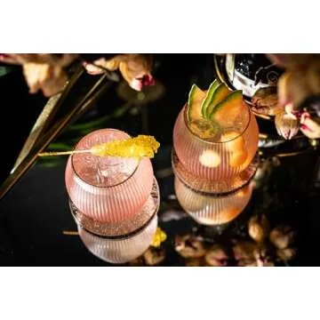 GLASSIQUE CADEAU Vintage Blush Pink Art Deco Gin and Tonic Glasses with Gold Rims | Set of 4 | 13.5 oz Stemless Crystal Balloons for Drinking Gin Cocktails | Retro Gift Goblets for Gin Lovers