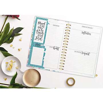 Women's Prayer Journal: A Christian Devotional for a Year of Praise, Gratitude, and Reflection