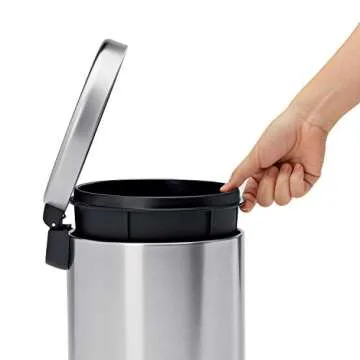 simplehuman 4.5 Liter / 1.2 Gallon Round Bathroom Step Trash Can