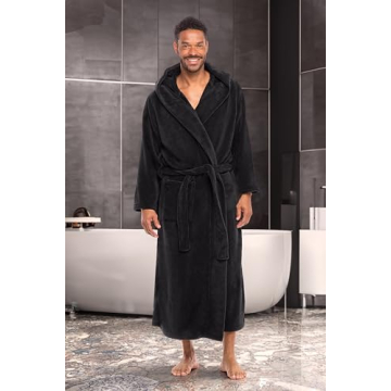 Luxurious Alexander Del Rossa Men's Plush Fleece Bathrobe