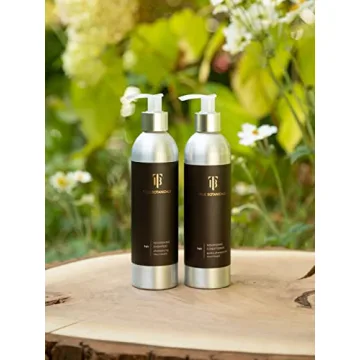 Organic Nourishing Shampoo for All Hair Types | True Botanicals