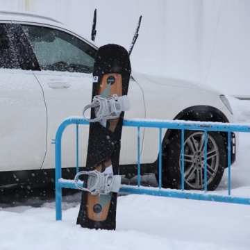 MONS Snowboard Cover for Easy Travel and Protection