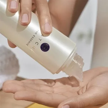 Tatcha The Essence Oil-Free Hydrating Serum 150ml