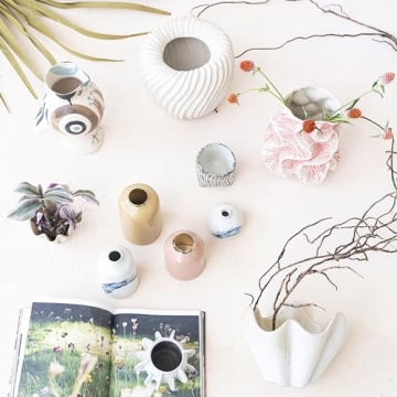 Bloomingville Stoneware Ruffled Bowl for Stylish Dining