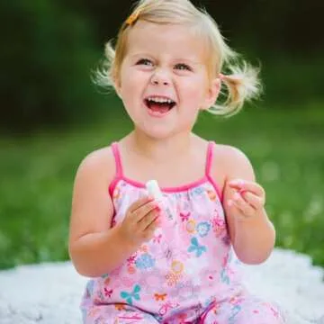 Piggy Paint Non-Toxic Kids Nail Polish in Neon Pink