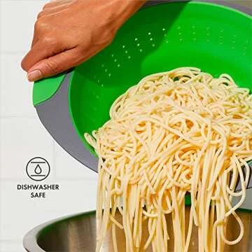 OXO Good Grips Silicone Collapsible Colander, 3.5 Quart, Green