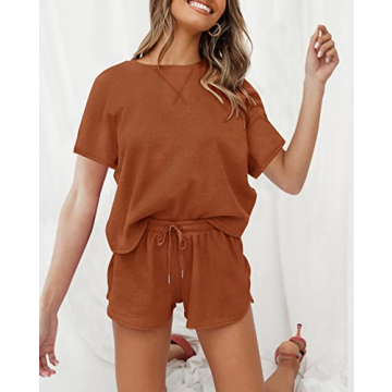 Cozy Women's Waffle Knit Pajama Set with Pockets