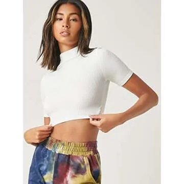 Chic SweatyRocks Women's Short Sleeve Crop Top for Stylish Wear
