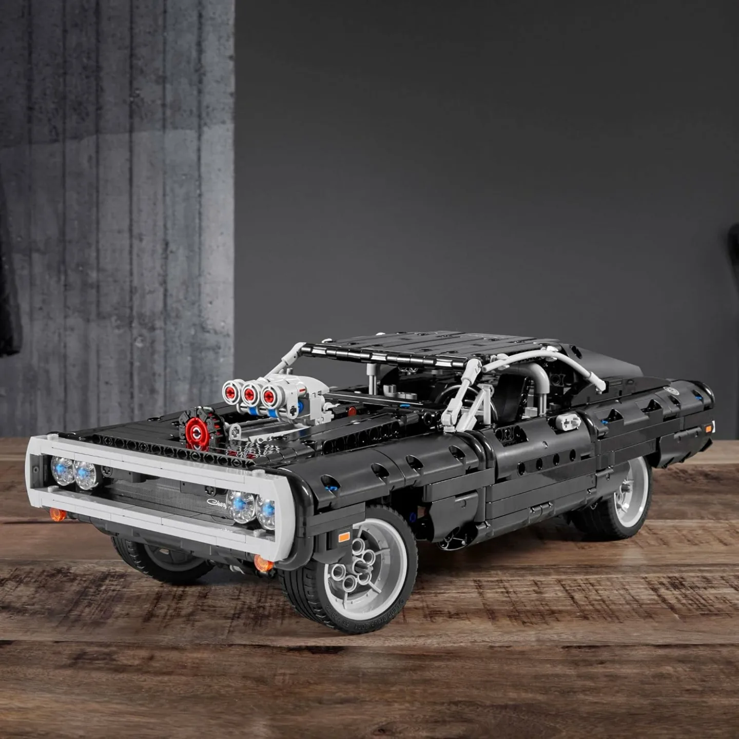 LEGO Technic Fast & Furious Dom's Dodge Charger 42111