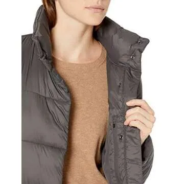 Amazon Essentials Women's Lightweight Full-Zip Water-Resistant Long Cocoon Puffer Winter Coat, Charcoal, Medium