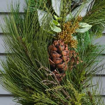 Vita Domi 30" Deluxe Full Sugar Pine and Greens Wreath with Pinecones