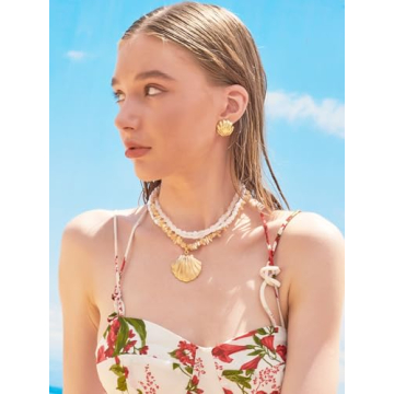 WOWORAMA Gold Seashell Earrings for Summer Glamour