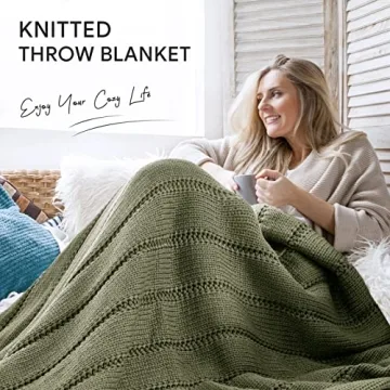 Cozy RECYCO Cable Knit Moss Green Throw Blanket