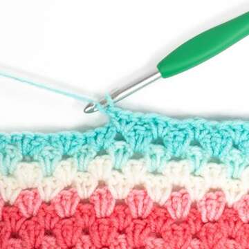 Clover 3672 Amour Crochet Hook Set, 10 sizes