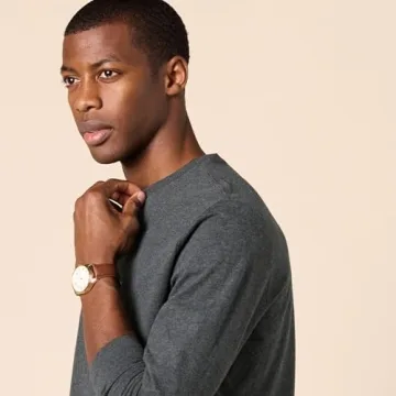 Amazon Essentials Slim-Fit Long-Sleeve T-Shirt