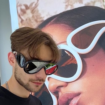 Trendy Oversized Sunglasses with UV400 Protection