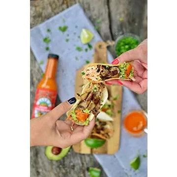 Dave's Gourmet Creamy Garlic Red Pepper Hot Sauce - 8oz Delight