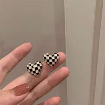 Checker Heart Stud Earrings for Women Unique Temperament Enamel Black White Striped Checkerboard Lightweight Small Earrings for Minimalist Valentines Day Birthday Anniversary Fashion Jewelry Gifts (Gold)