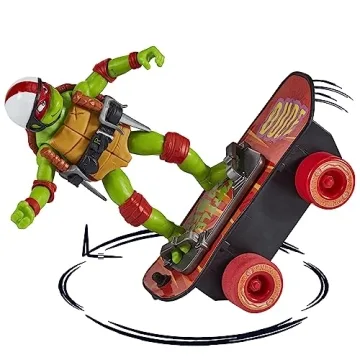 TMNT Raphael Figure with Skateboard - Exclusive Accessory