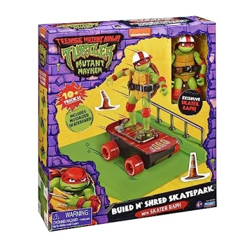 TMNT Raphael Figure with Skateboard - Exclusive Accessory