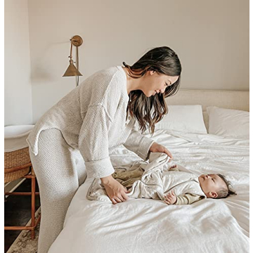 GUNAMUNA Baby Wearable Blanket Easy Diaper Change 1.0 TOG