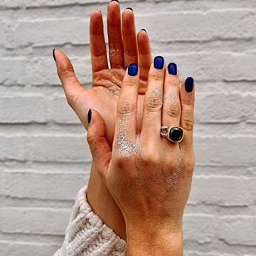 Elegant UNY Jewel Twisted Cable Wire Ring for Women