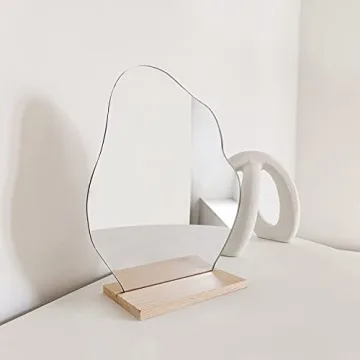 Chic Acrylic Desk Mirror, Perfect for Trendy Spaces