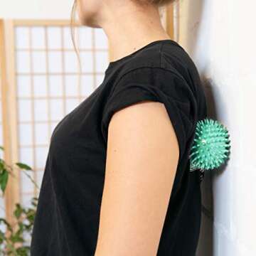 Navaris Spiky Massage Balls Set - Portable Hedgehog Massage Balls for Self Care