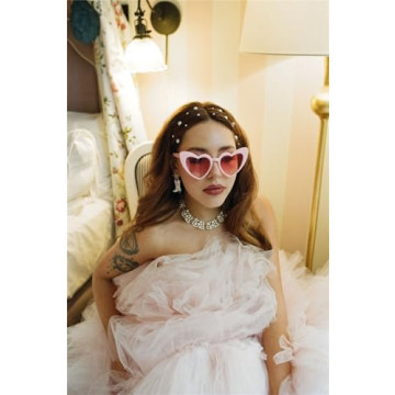 Stylish GIFIORE Heart Sunglasses for Fashion Lovers