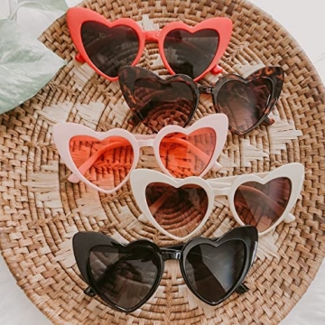 Stylish GIFIORE Heart Sunglasses for Fashion Lovers