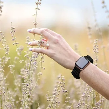 Stylish Scrunchie Apple Watch Bands for Every Occasion